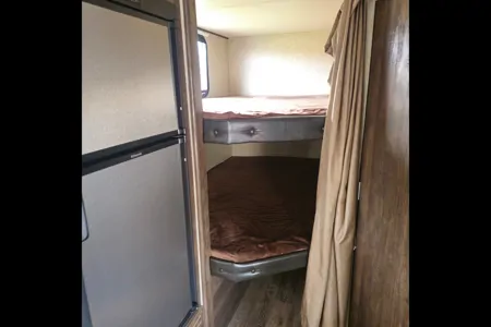 Eazye's Forest River Lite Travel Trailer