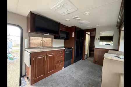 Nickita's Forest River FR30 D Class A