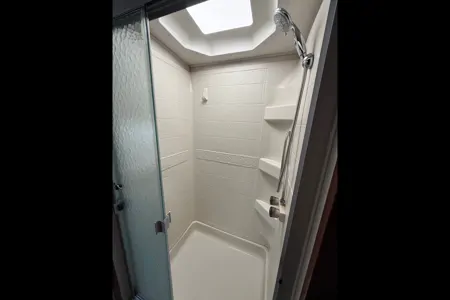 Nickita's Forest River FR30 D Class A