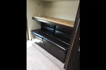 Sean's Lacrosse Luxury Lite 339BHD Travel Trailer