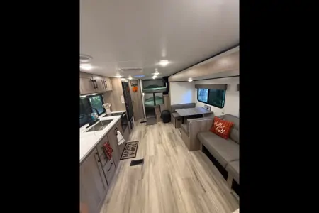 Carson's Keystone 26BX Travel Trailer