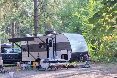 JW Adventure Rentals Travel Trailer