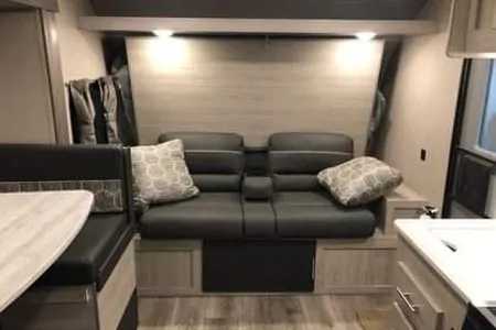 Coachmen Catalina Summit Serie 7