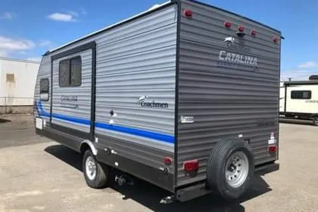 Coachmen Catalina Summit Serie 7