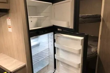 Coachmen Catalina Summit Serie 7