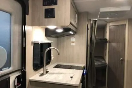 Coachmen Catalina Summit Serie 7