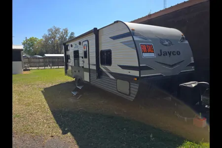 Shawn's Jayco J flight Travel Trailer