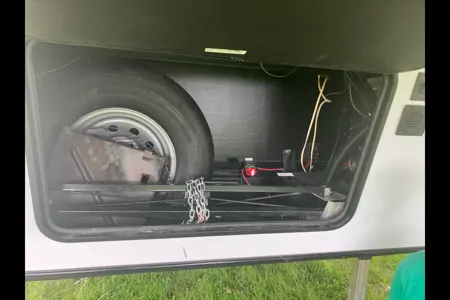 Andrew's Forest River Arctic wolf Fifth Wheel