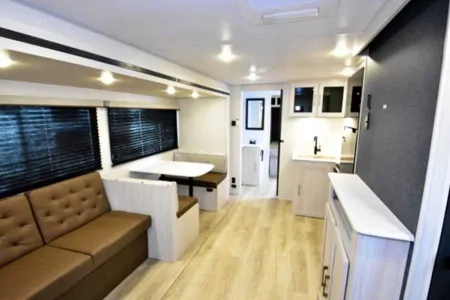 2025  Suervoyor legend x Travel Trailer