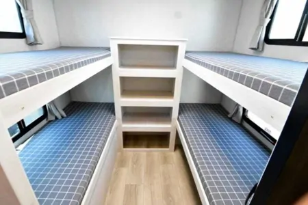 2025  Suervoyor legend x Travel Trailer