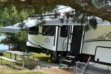 Disney and Orlando Area. DELIVERED. Mike and Mary's. 2021 East to west Tandra Fifth Wheel (2) KING SIZE BEDS. 