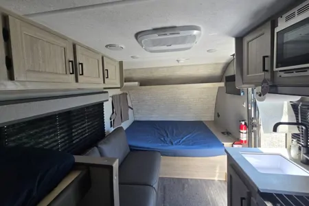 NEW 2025 Forest River Aurora 16BHX