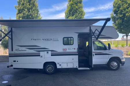 2023 Coachmen Freelander 22XG – Easy to Drive & Fully Equipped