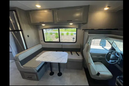 2023 Coachmen Freelander 22XG – Easy to Drive & Fully Equipped