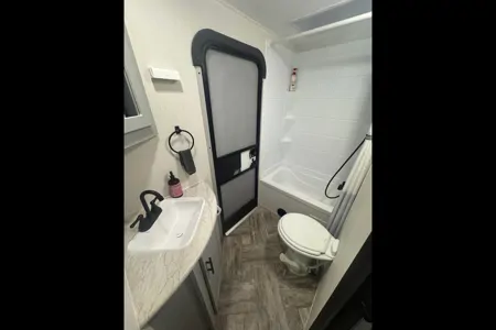 Cameron's Forest River Vibe T26DB Travel Trailer