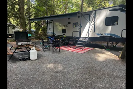 Cameron's Forest River Vibe T26DB Travel Trailer