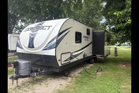KZ 261RL Travel Trailer
