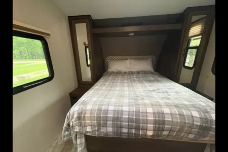 KZ 261RL Travel Trailer