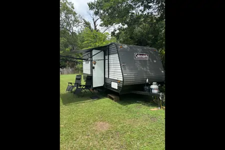 Coachmen Coleman Lantern LT Travel Trailer
