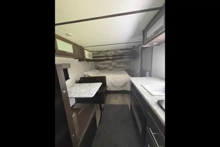 Coachmen Coleman Lantern LT Travel Trailer