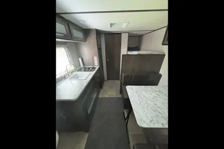 Coachmen Coleman Lantern LT Travel Trailer