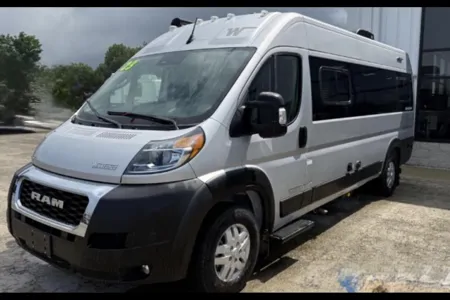 Jason's Winnebago 59P Class B
