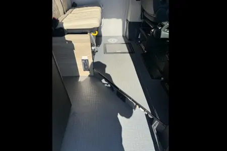 Jason's Winnebago 59P Class B