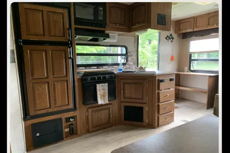 Robert's Forest River 2604 Travel Trailer