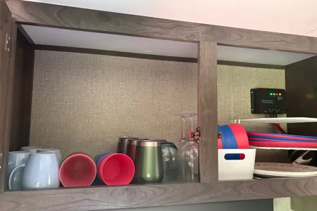 VanIsle Rocky Mountain Bunkhouse