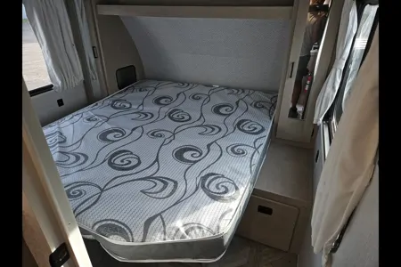 PLATINIUM CRUISE 273 *** BUNK BED ****