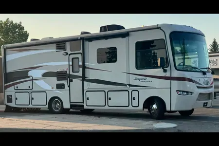 Jayco Precept Class A (no air brakes)