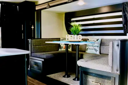 Elegant Grey Wolf 23DBH Travel Trailer