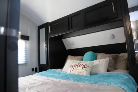 Elegant Grey Wolf 23DBH Travel Trailer