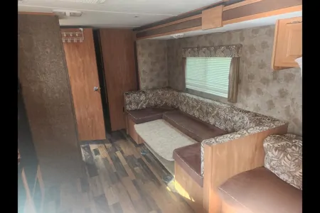 Carl's Shasta Oasis 30qb Travel Trailer