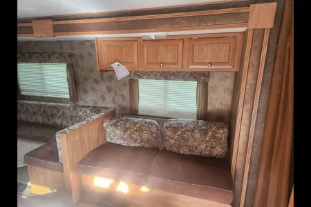 Carl's Shasta Oasis 30qb Travel Trailer