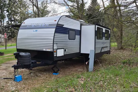 Adams Avenger LE Travel Trailer