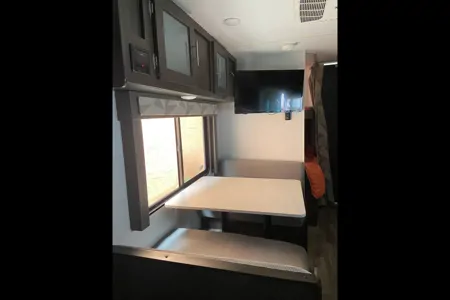 Raquel's Forest River SMT19DBXI Travel Trailer