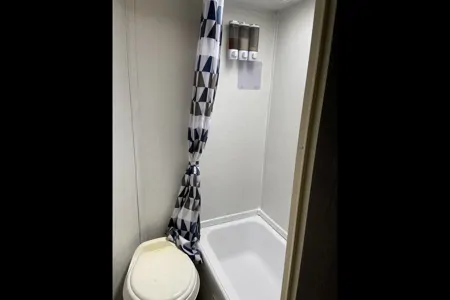 Raquel's Forest River SMT19DBXI Travel Trailer