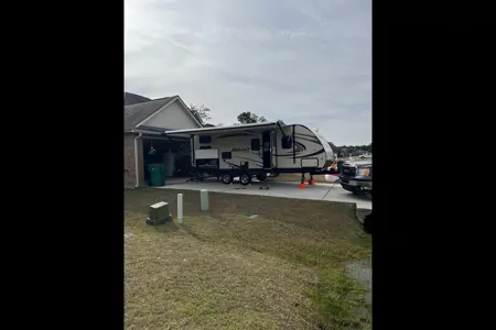 Family friendly Keystone Travel Trailer