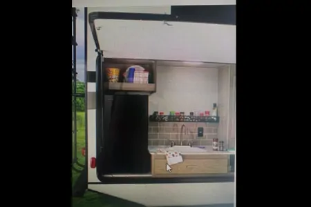 Kelly's  Freedom Express w/ bunk house with closing door and private washroomTravel Trailer