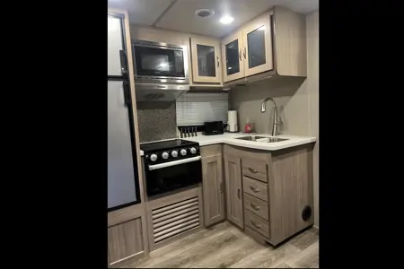 Kelly's  Freedom Express w/ bunk house with closing door and private washroomTravel Trailer