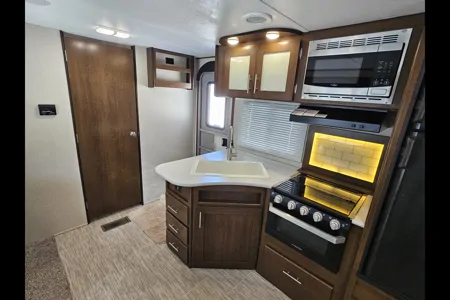 Spacious 2019 Avenger ATI