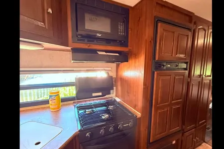 Tom's Forest River V Lite Travel Trailer