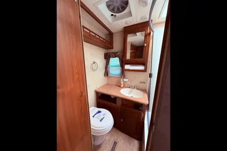 Tom's Forest River V Lite Travel Trailer