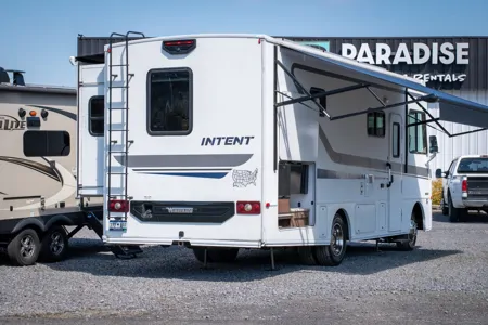 SuddenLee Winnebago Intent Class A