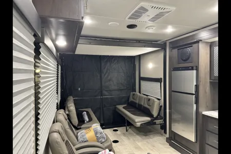 Summit2Coast Grand Design 25G Toy Hauler