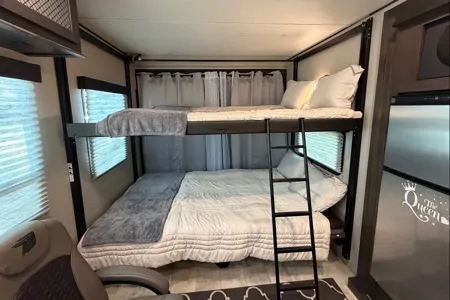 Summit2Coast Grand Design 25G Toy Hauler