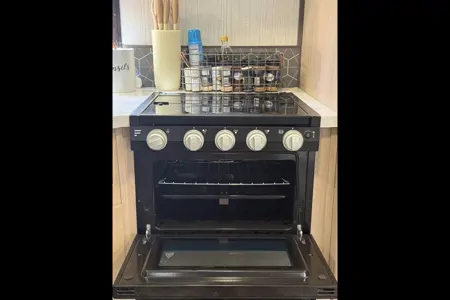 Home on the Road-Raidence 26BH Travel Trailer