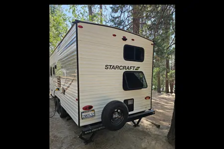 Starcraft 26BH Travel Trailer with perks!