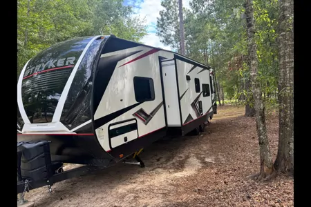 Daniel's Cruiser RV Stryker st2916 Toy Hauler